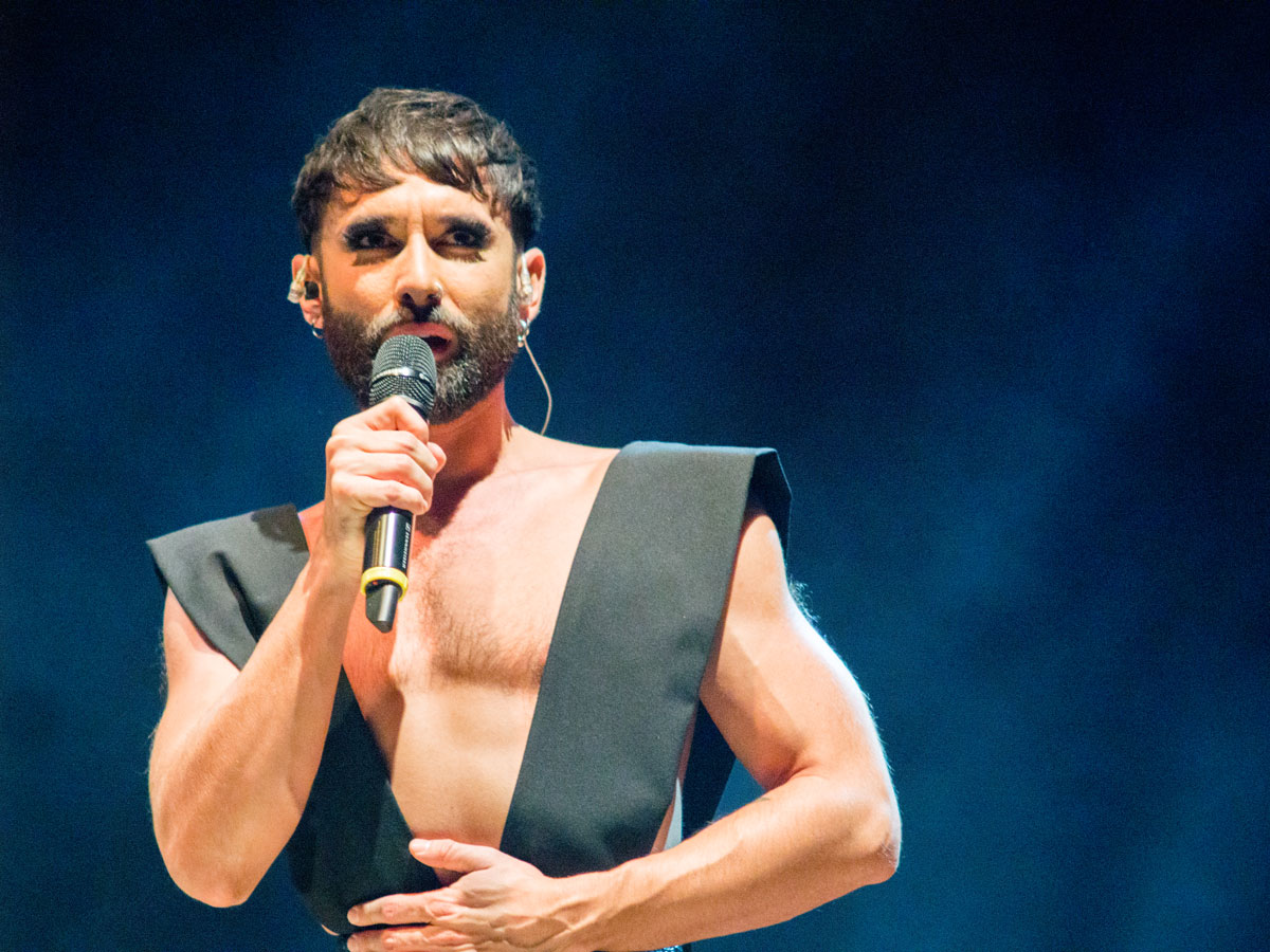 Conchita Wurst begeistert Nürnberger Publikum