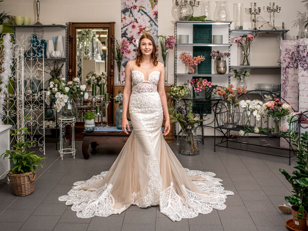 Brautkleider mit viel Spitze kaufen