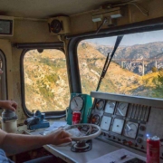 Beeindruckende Führerstandsmitfahrt mit Eisenbahn in Montenegro