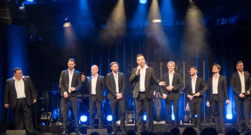 12 Tenors