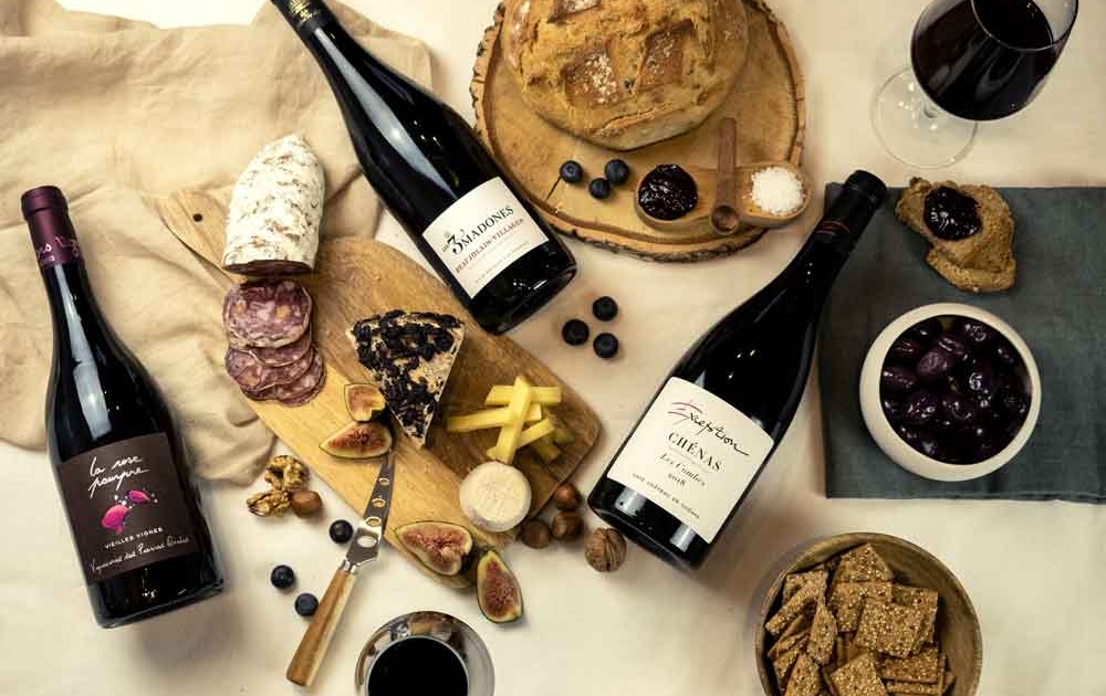 Käse und Rotwein