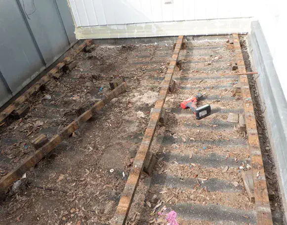 Terrasse anlegen Untergrund vorbereiten