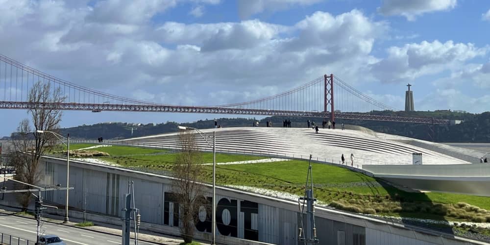 Lissabon: Jesus Statue & Brücke am Tejo
