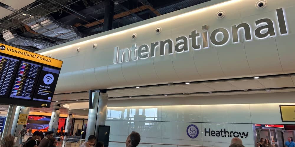 Ankunft am Flughafen London Heathrow